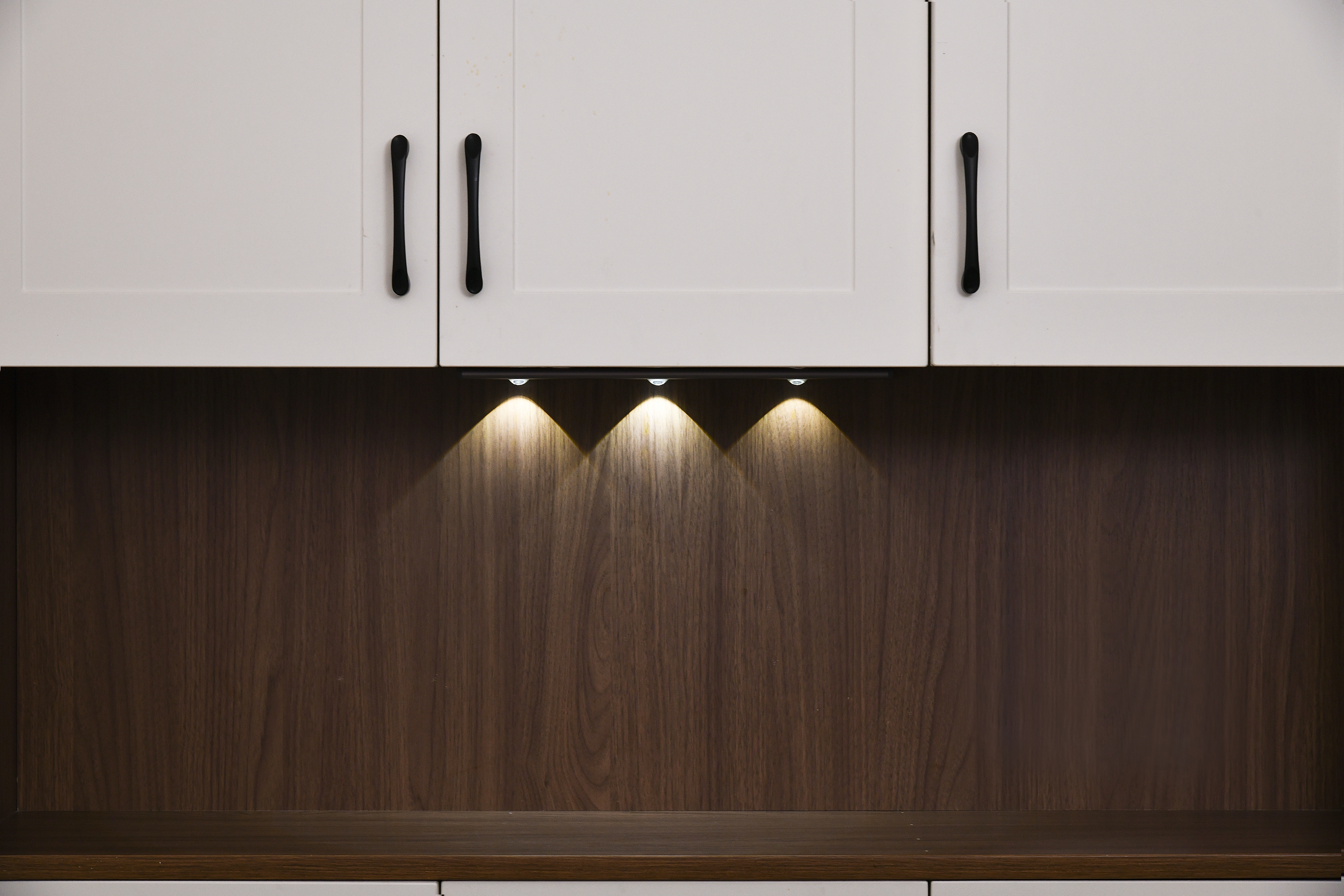 The Best Under-Cabinet Lighting Tested in 2023 - Reviewed by Bob Vila